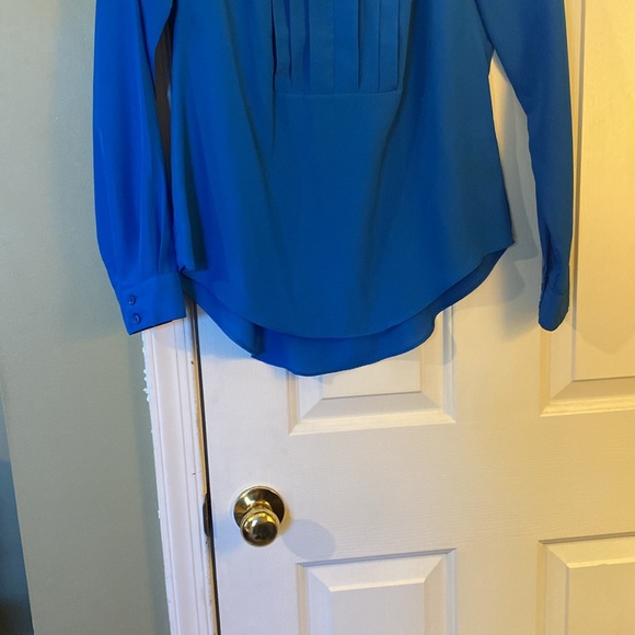 Top - Picture 4 of 11